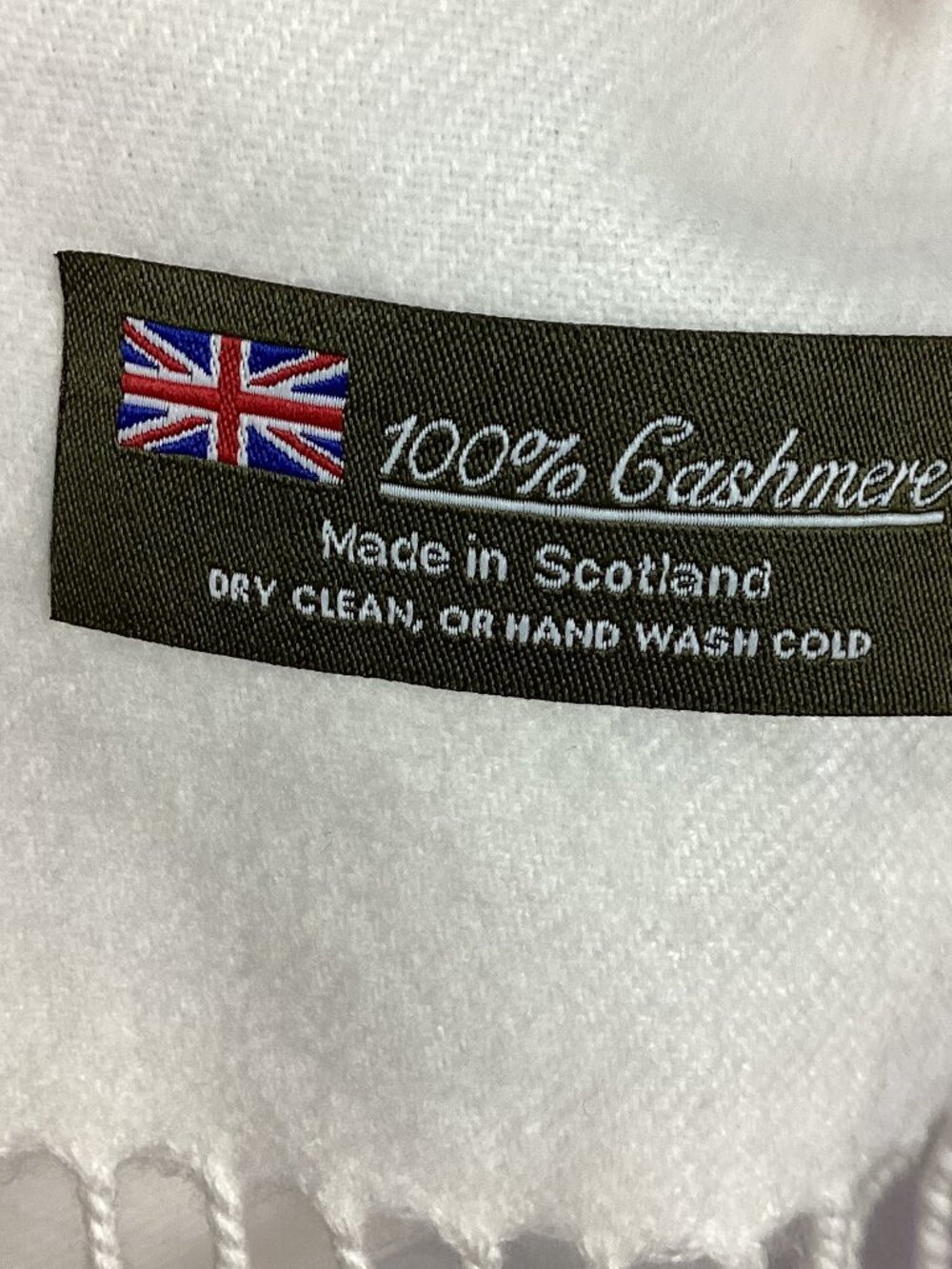 White Cashmere Scarf with Fringe Made in Scotland - Picture 4 of 8
